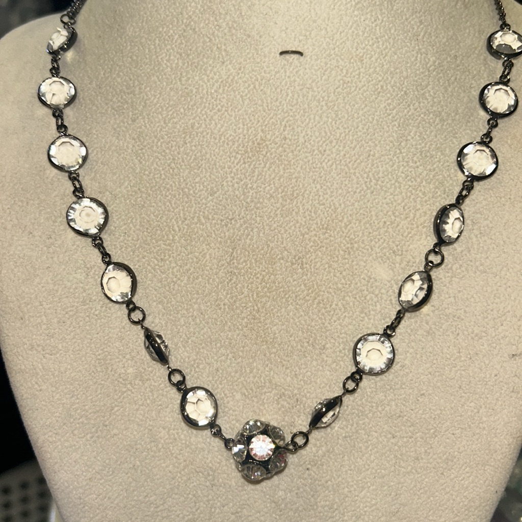 Crystal And Black Gunmetal Chain Necklace-Boutique 29$